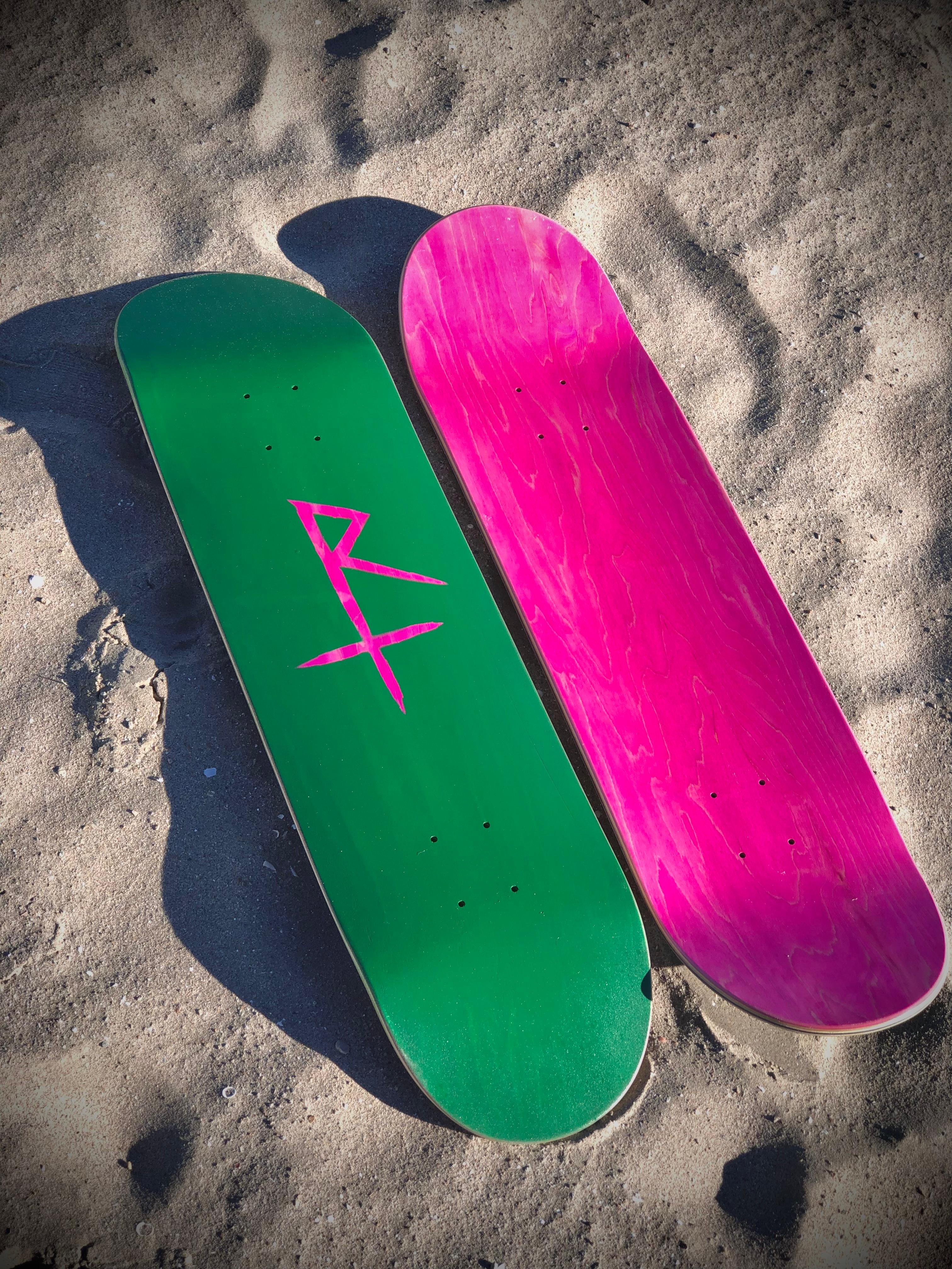 RT TEAM LOGO DECKS (8.0-8.25-8.5)